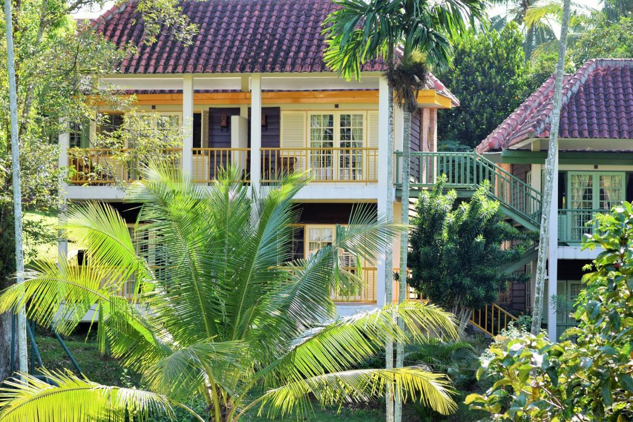 Hotel Deli River And Restaurant Omlandia Medan Dış mekan fotoğraf