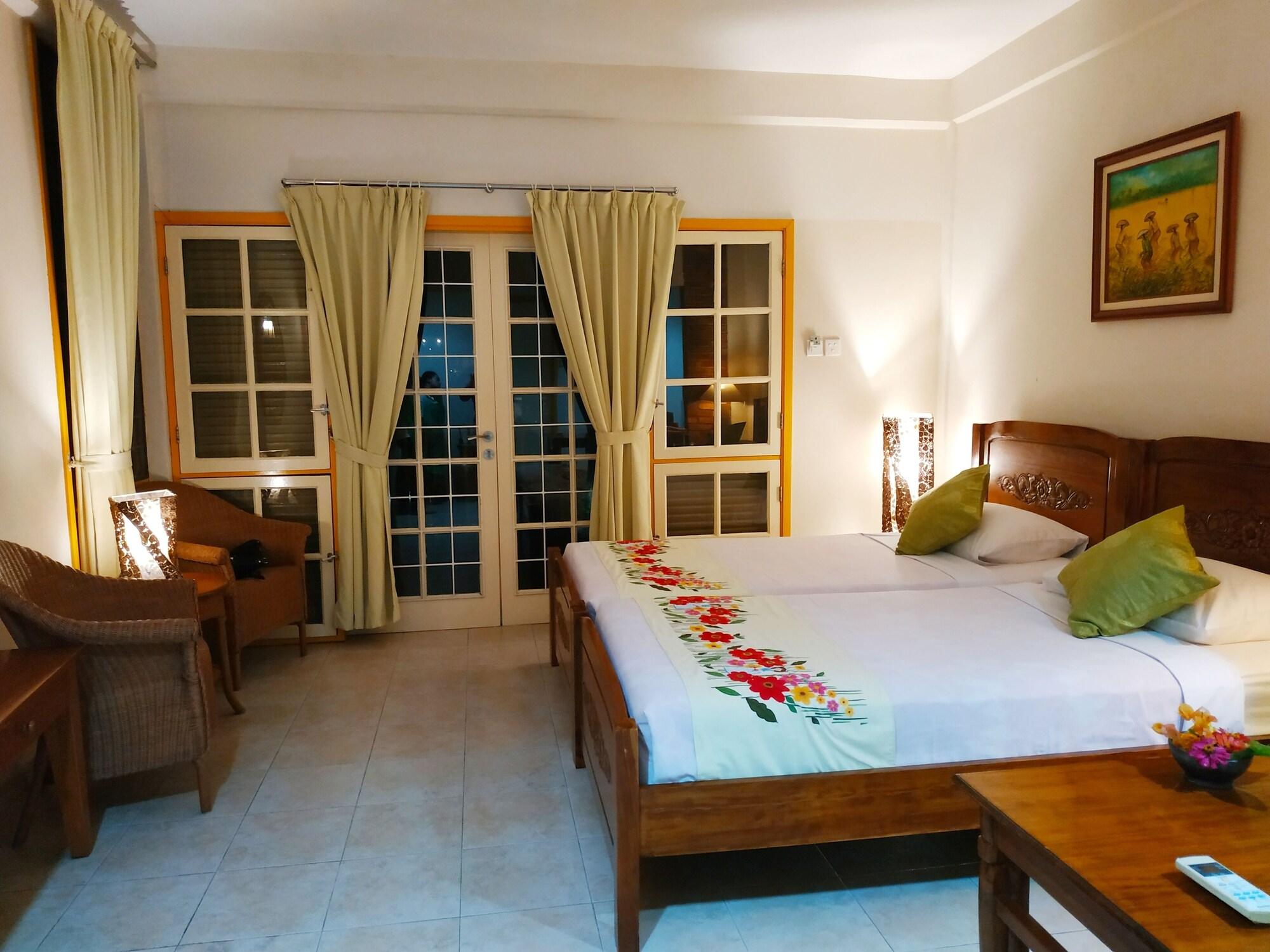 Hotel Deli River And Restaurant Omlandia Medan Dış mekan fotoğraf