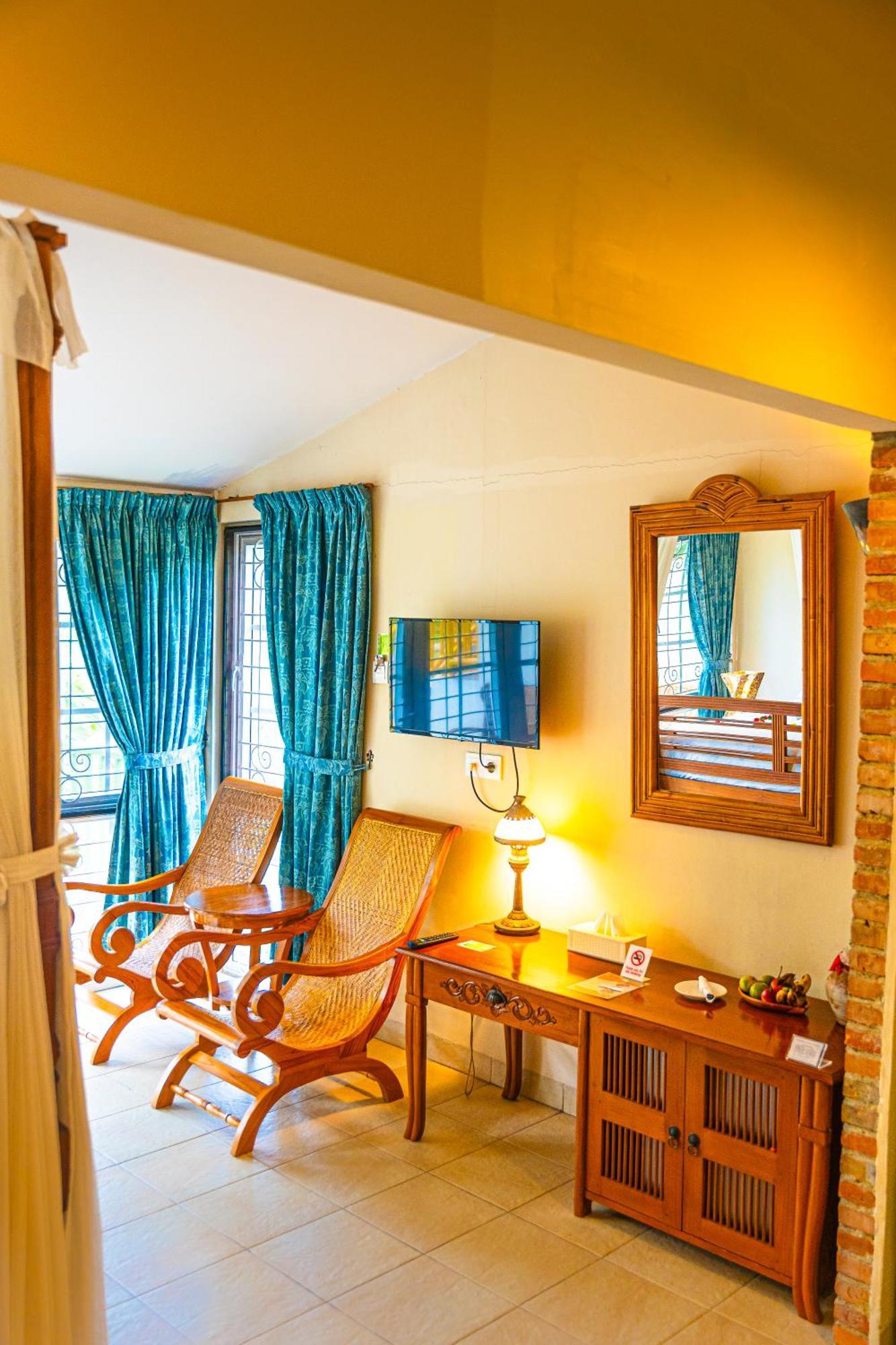 Hotel Deli River And Restaurant Omlandia Medan Dış mekan fotoğraf